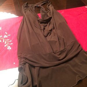 Studio Y size large brown back showing tank